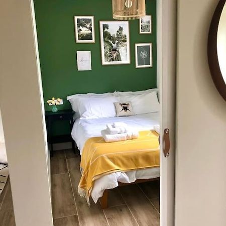 Linden Suite Goring Luaran gambar