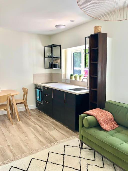 Linden Suite Goring Luaran gambar